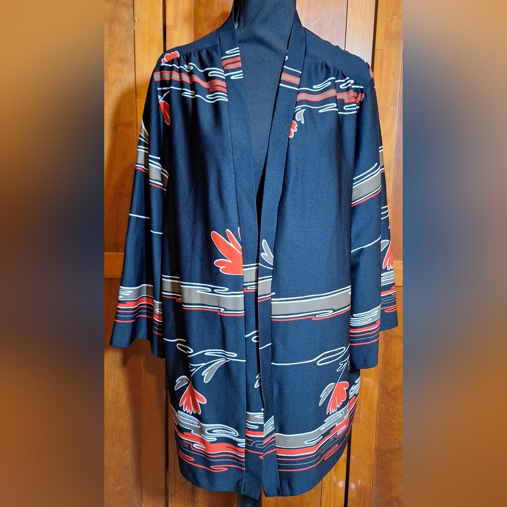 EDITH MARTIN Chic Black Kimono with Red and Gray Accents